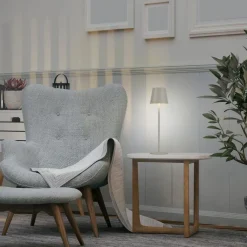 JUST LIGHT. Akku-Tischleuchte Euria