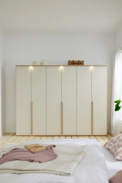 Musterring Kleiderschrank Montino 299 x 229