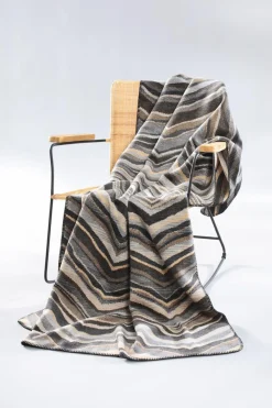 Biederlack Kuscheldecke Wild Lines 150 x 200 cm