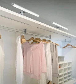 Helestra LED-Spiegelleuchte Gaia