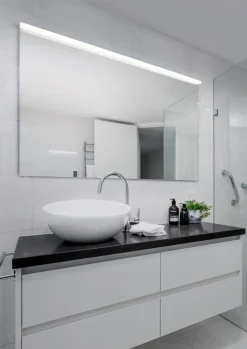 Helestra LED-Spiegelleuchte Onta