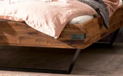 Outlet Massivholzbett Lecona 180 x 200 cm Betten